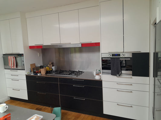 Quality Kitchen, Thick Stainless steel bench tops & appliances