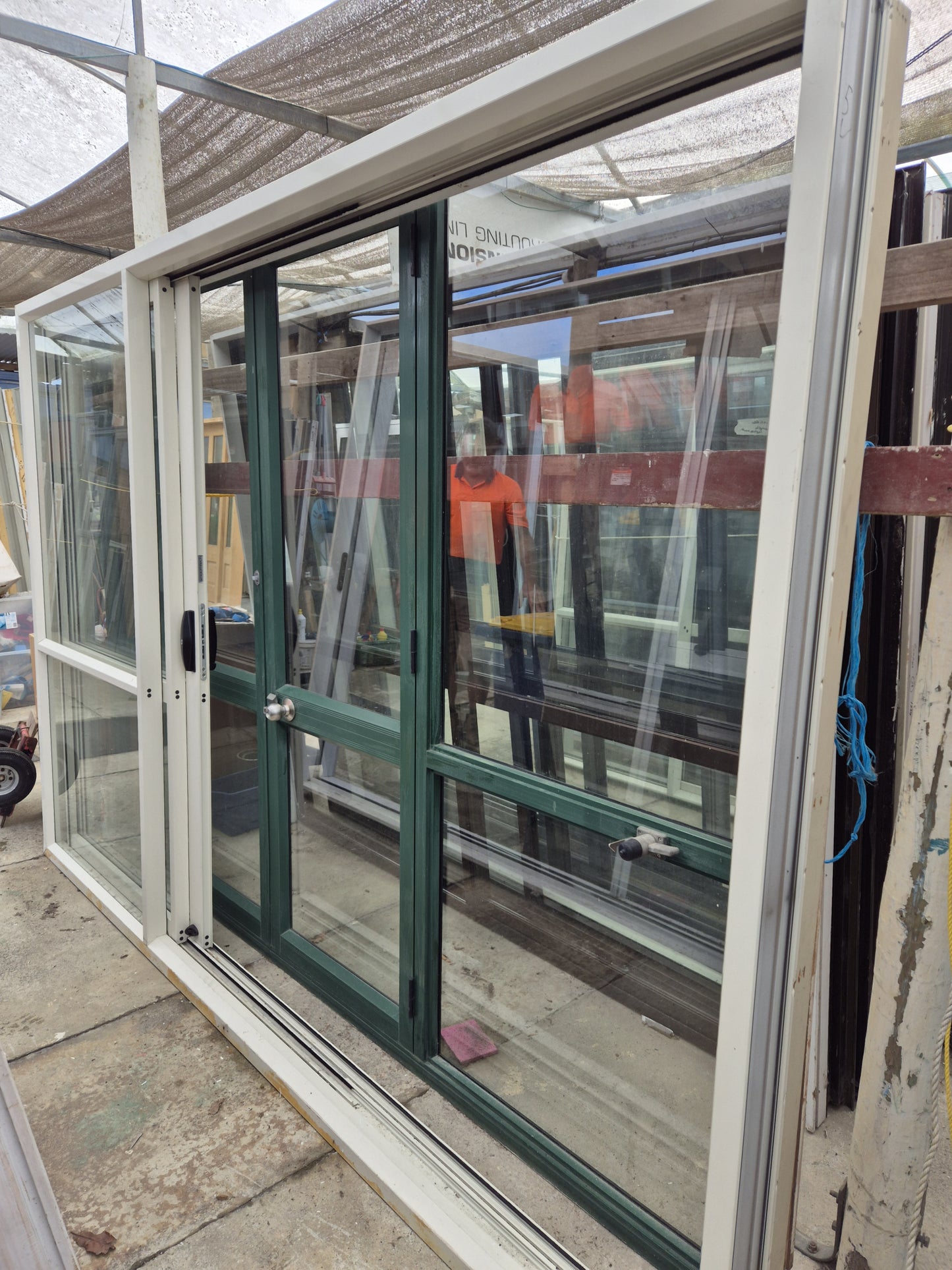 Stacker Sliding door 2 H x 3 W, comes with key, GD condition (R1933)