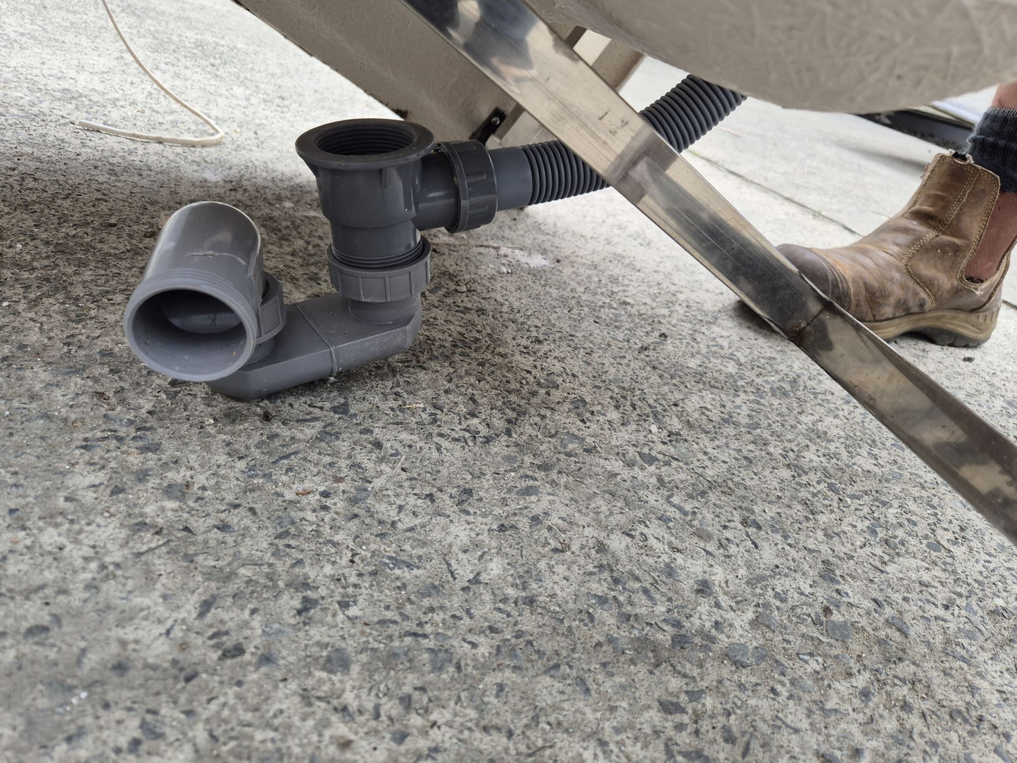 Corner Bath 1690 L x 785 W #2240