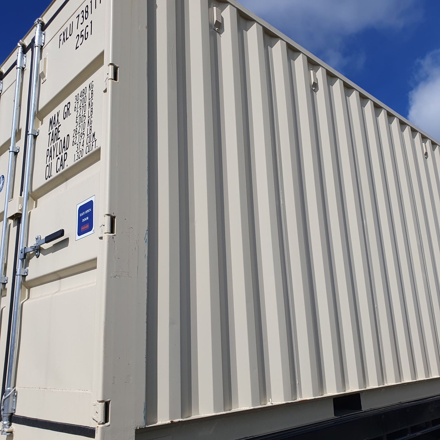 One Trip / New A grade HIGH CUBE 20ft Container Exc Condtion