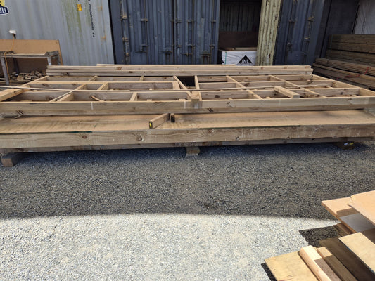FRAMES & JOINERY 4.8 x 2.7m