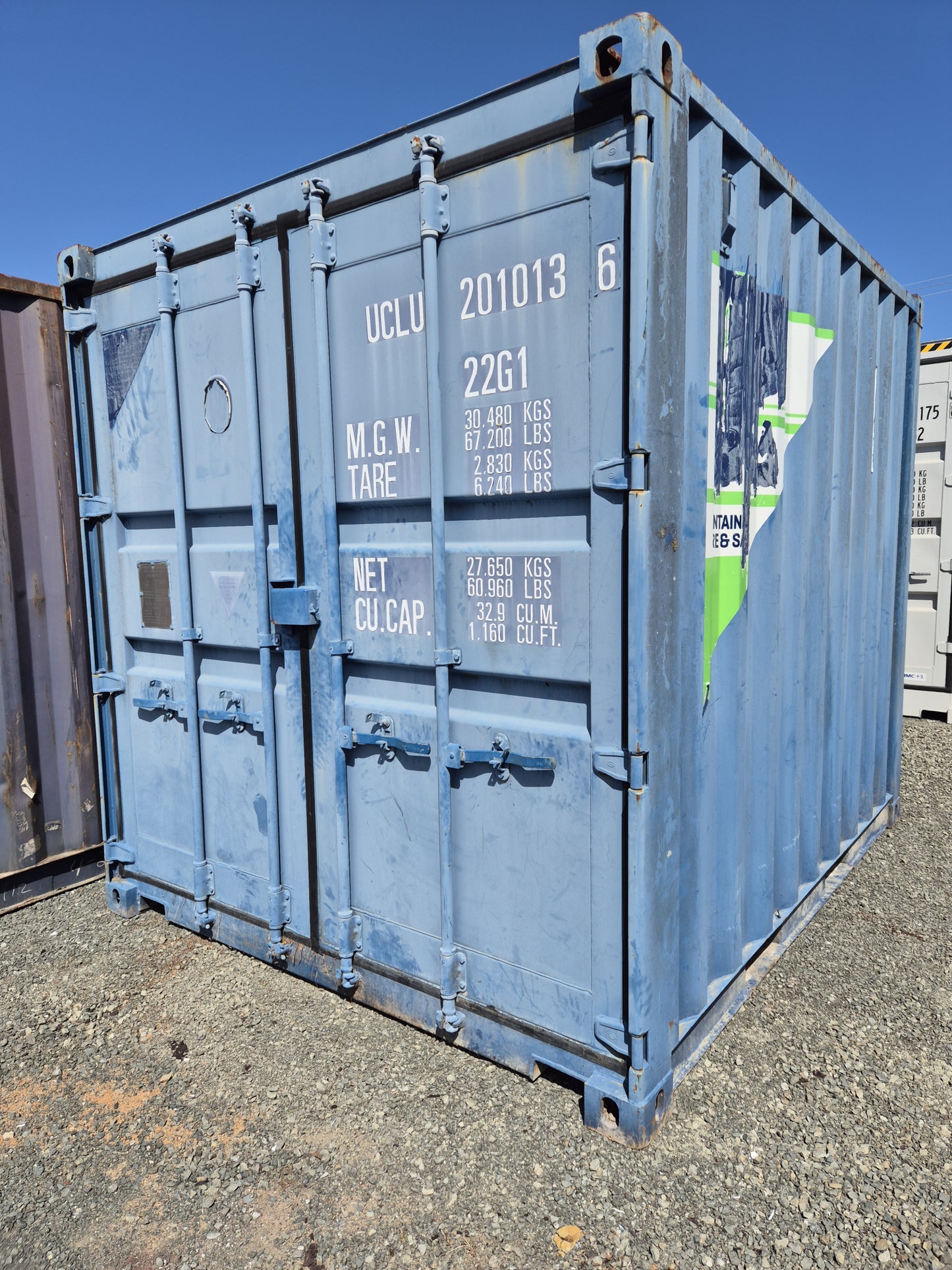10ft V. Gd cond lock box