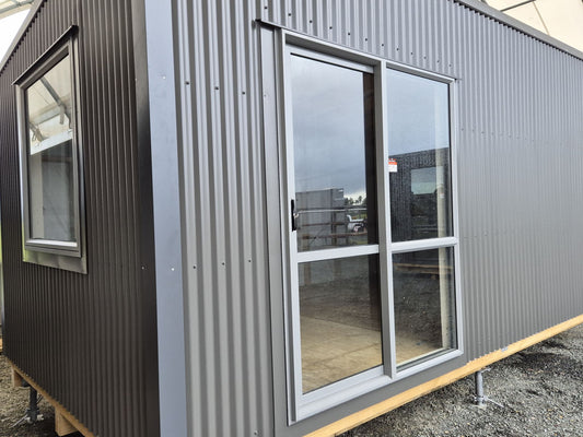 NEWLY BUILT 6 x 3, Coloursteel Cabin 18m2