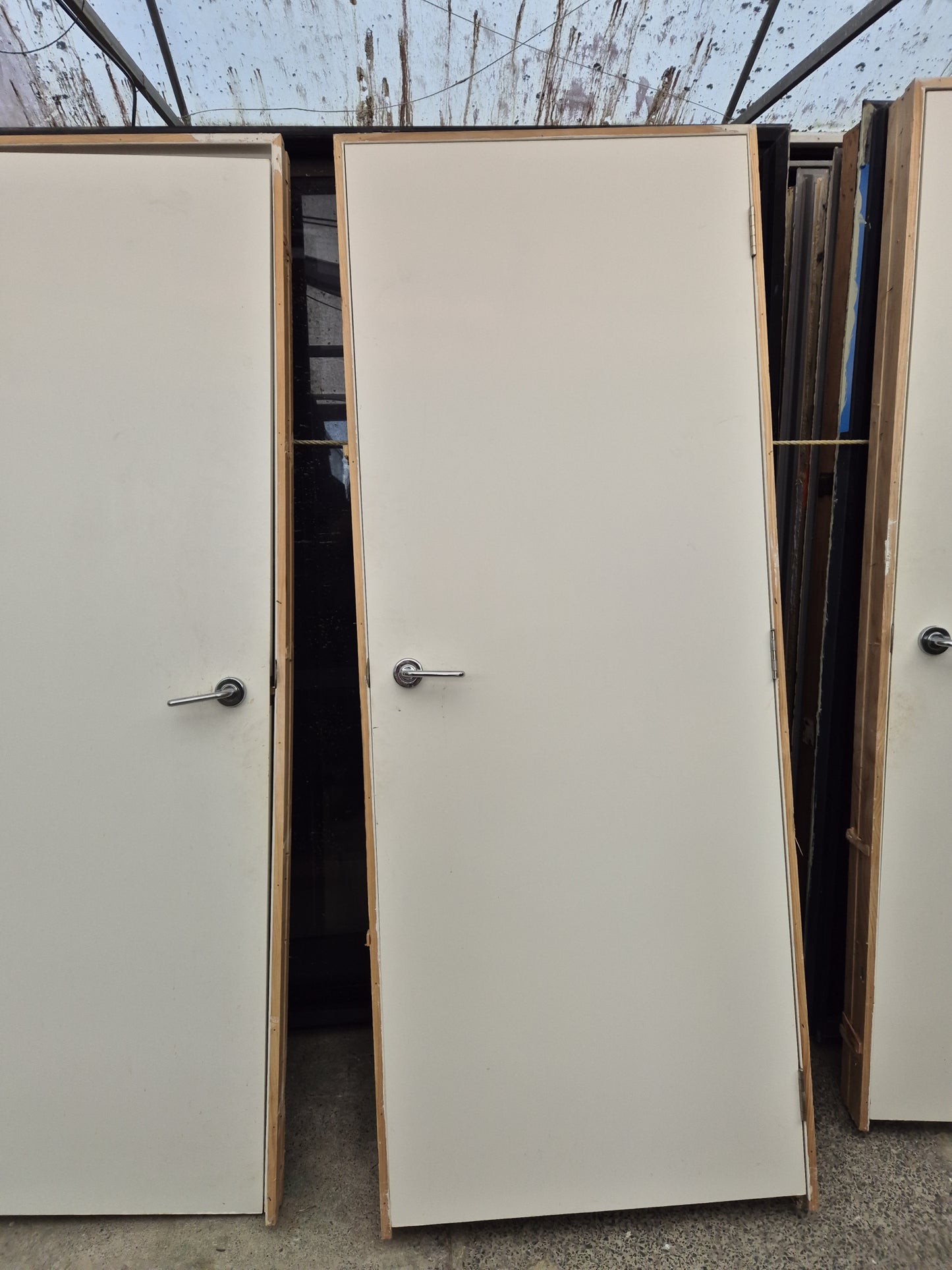 Interior prehung doors with hardware #2067