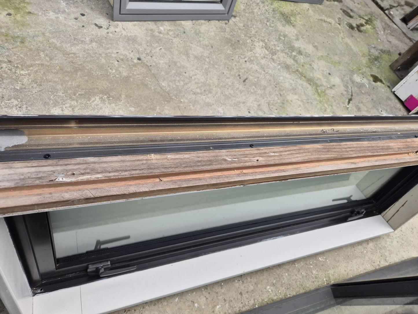 Double Glazed Ironsand window 480 H x 1290 W Opaque #2054