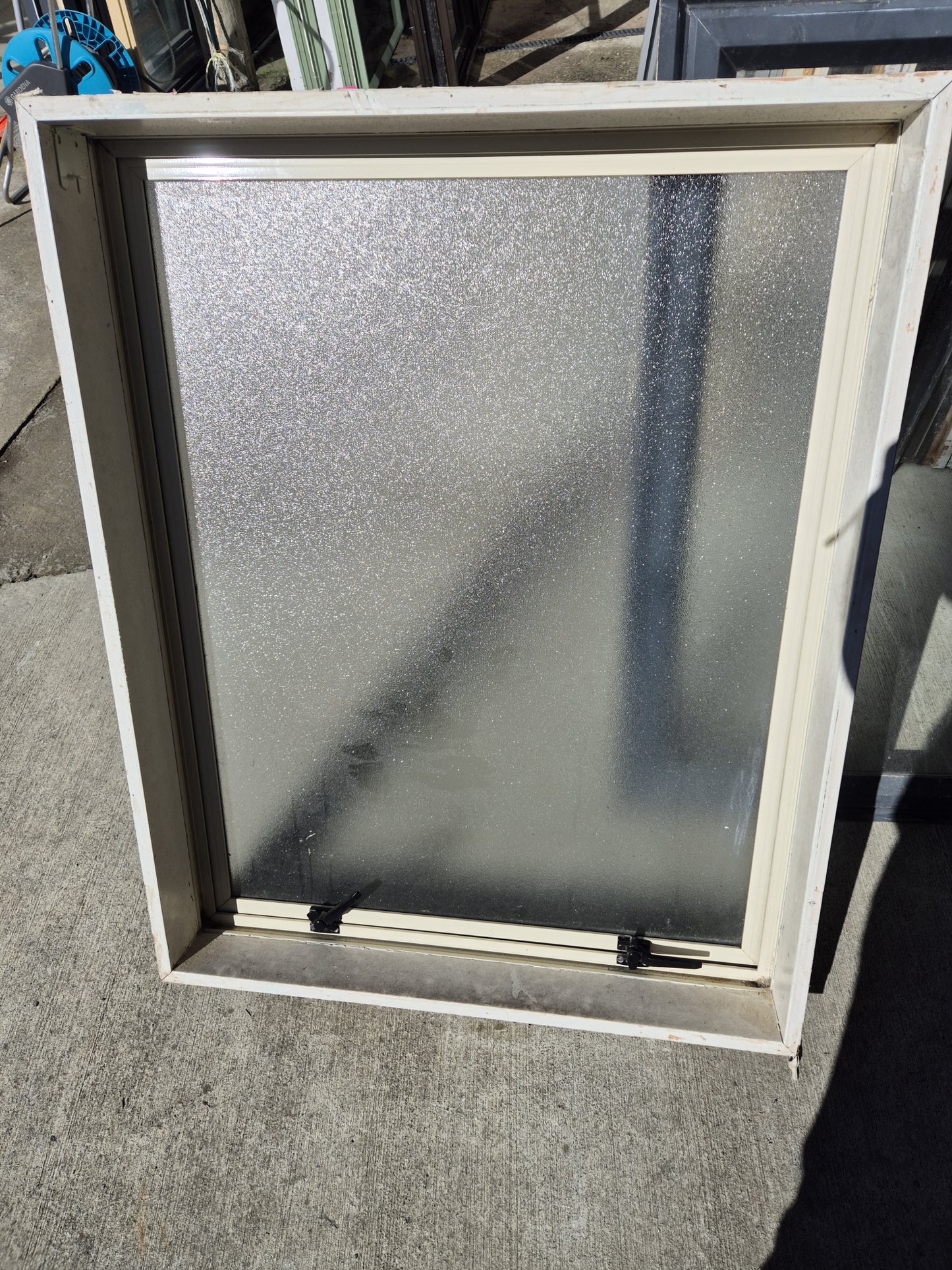 Cream window, frosted awning opening 1 H x .8W (4 available) #2085