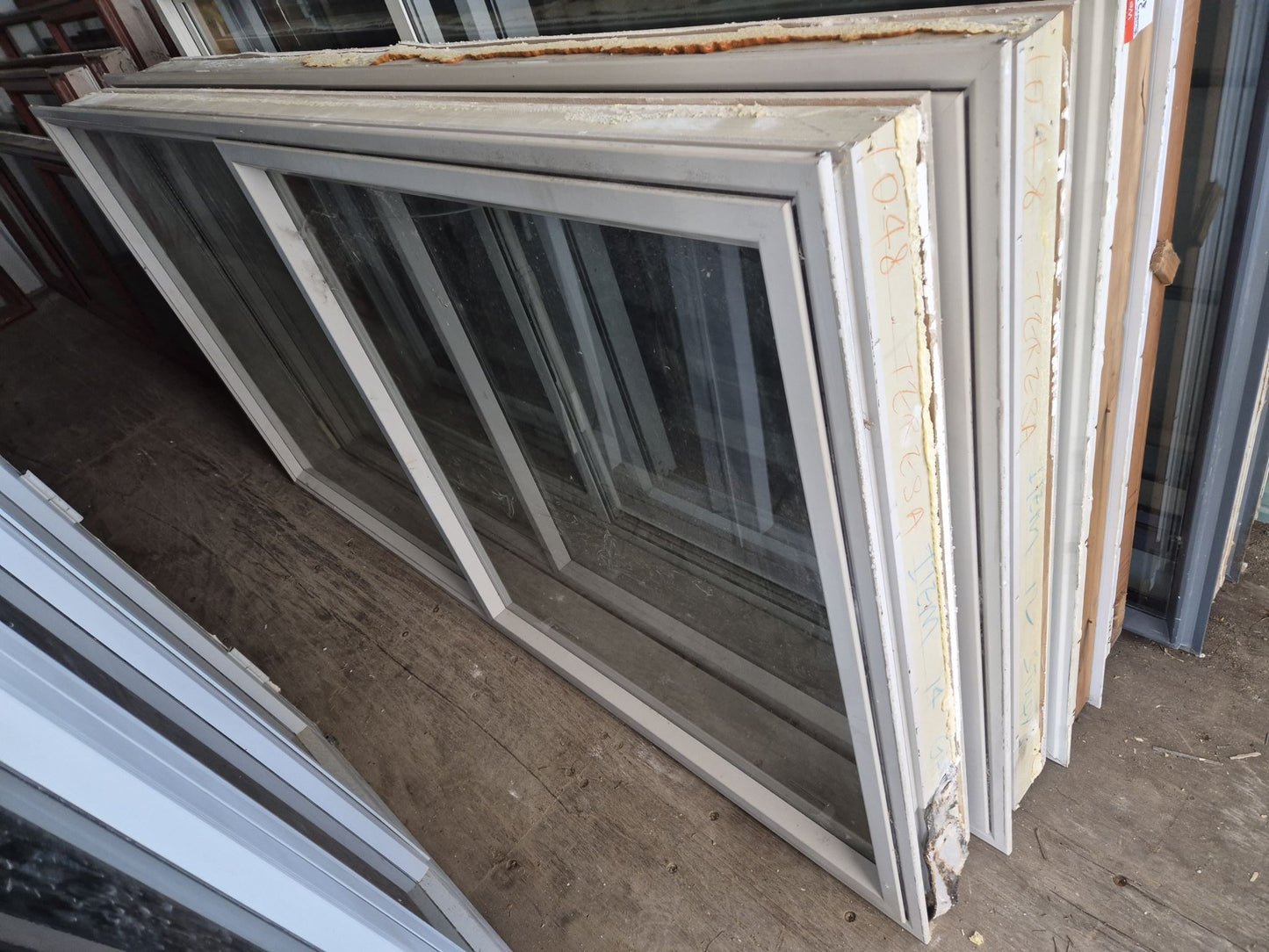 Aluminium Window 1050 H x 2000 W #2113c see matching Bifold doors & windows