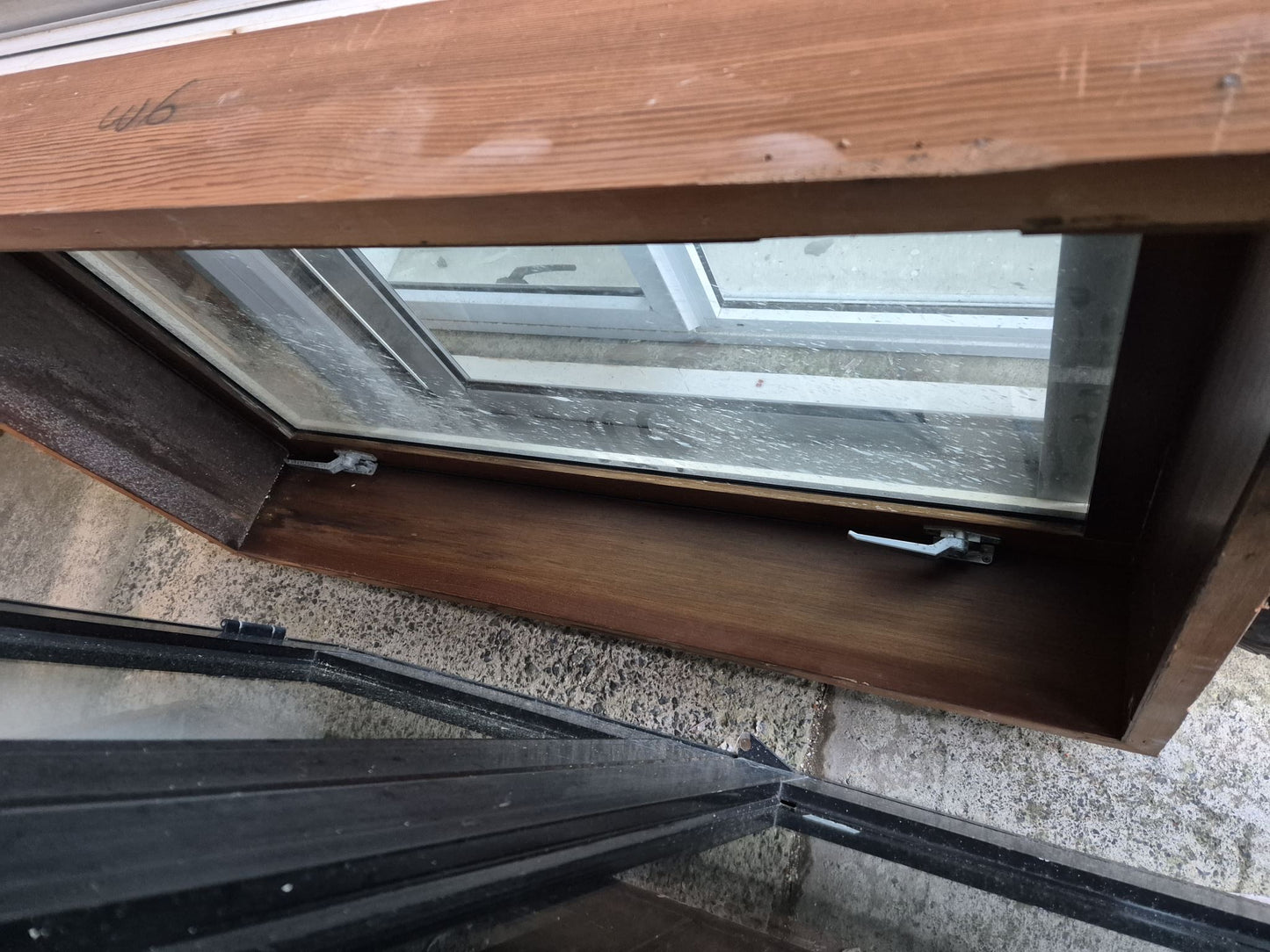 700 x 1350 Cedar & Aluminium window #2044i