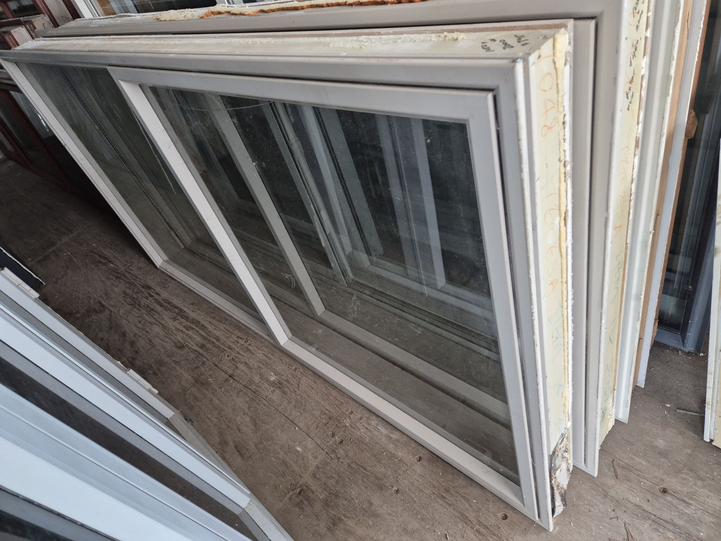 Aluminium Window 1050 H x 2000 W #2113c see matching Bifold doors & windows
