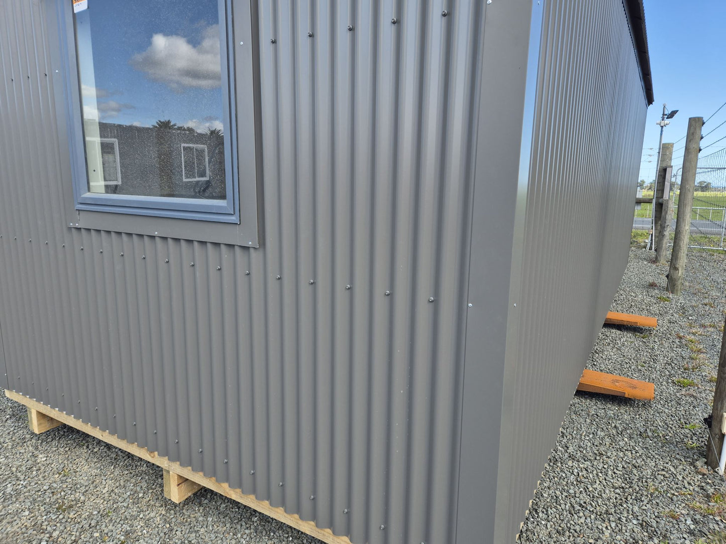 Newly Built 7.2 x 3 Coloursteel Portable building