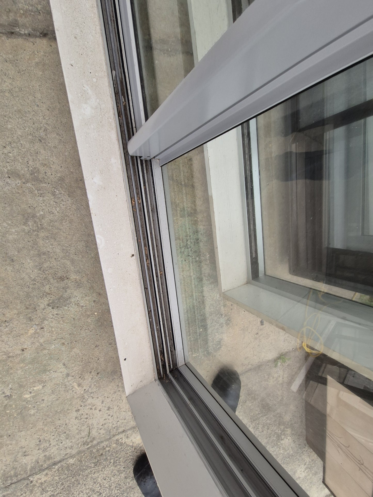 Stacker Slider, great condition 2020 H x 2275 W #2166