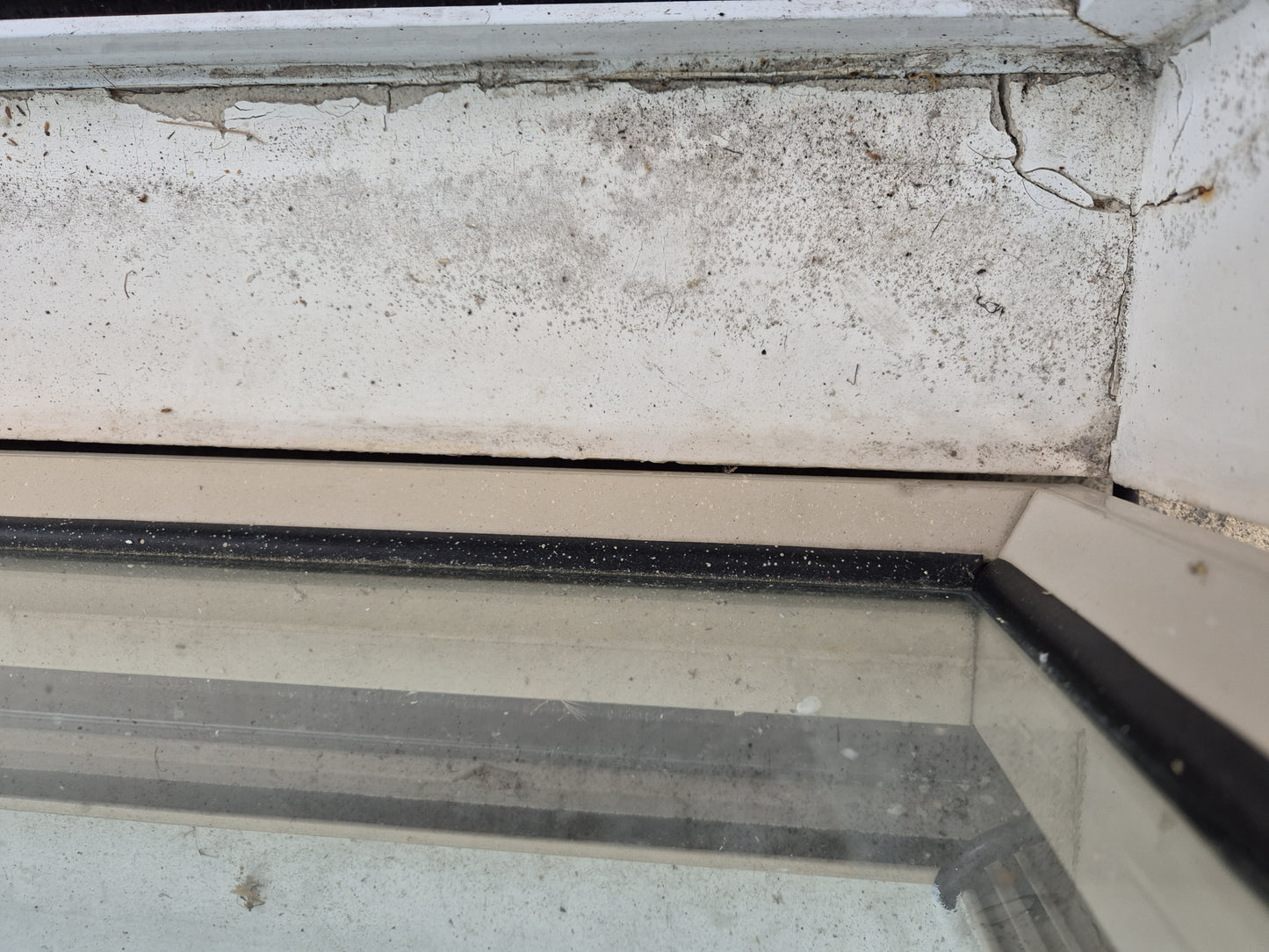 White Ranchslider with opening windows 2m H x 1620 W #2088