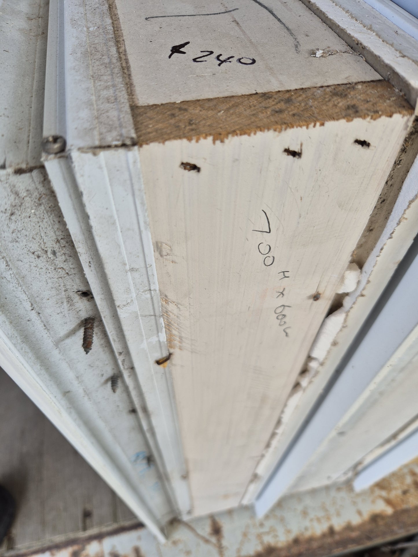 White, opening window 700 H x 600 W #2261