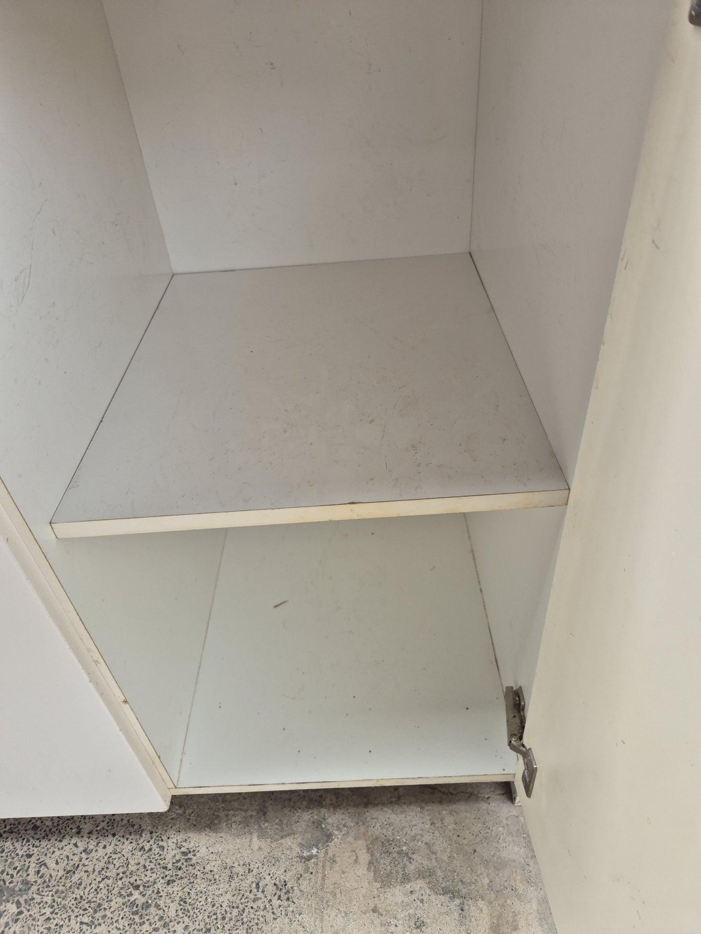 Small kitchen unit 1675 mm L x 510 D - Ideal for the Bach!