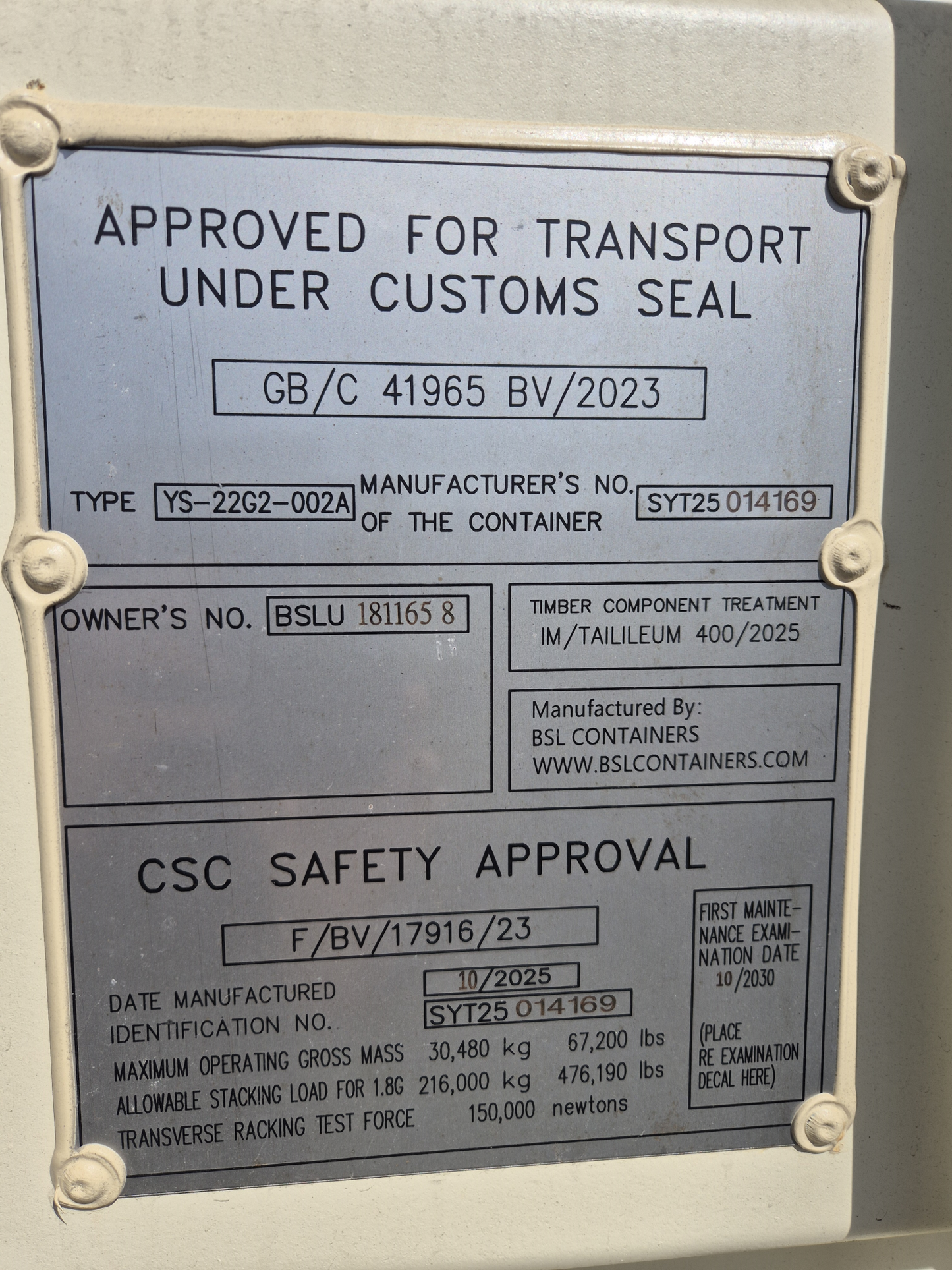 A GRADE 20FT SIDE OPENING CONTAINER done 1 trip