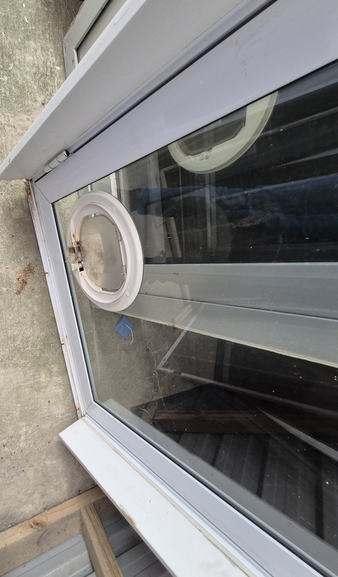 White aluminium Door 2m H x 800 W with keys #2317