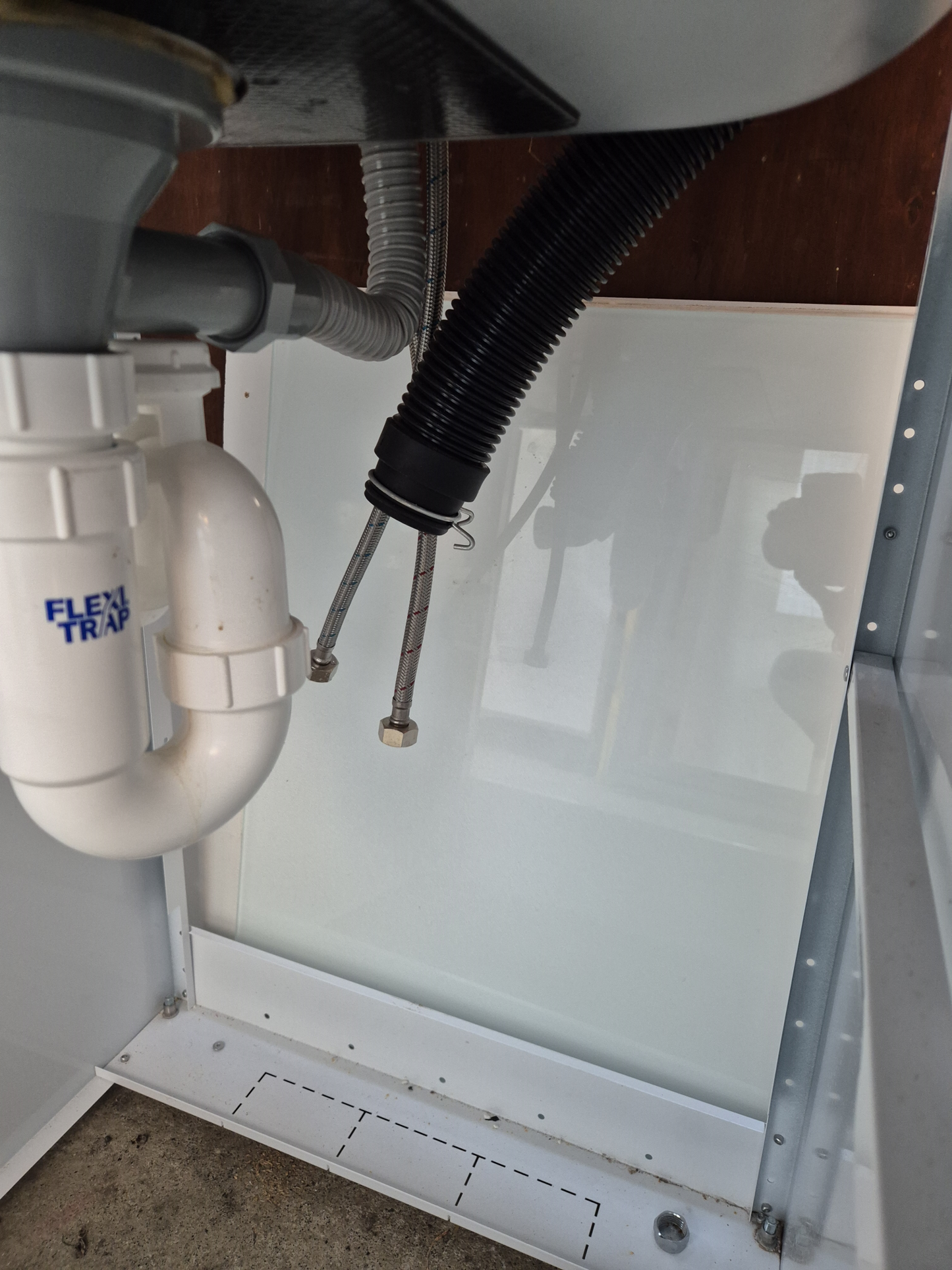 Robinhood Super tub with mixer tap 560x560 #2339