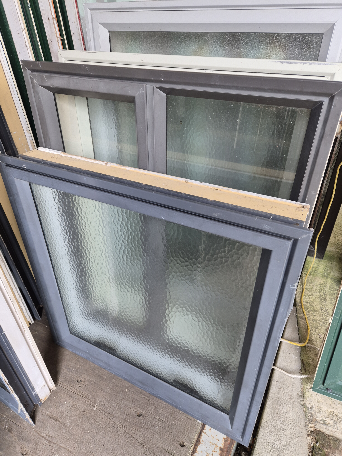 Aluminium window 800x800 Frosted glass, opens #2347