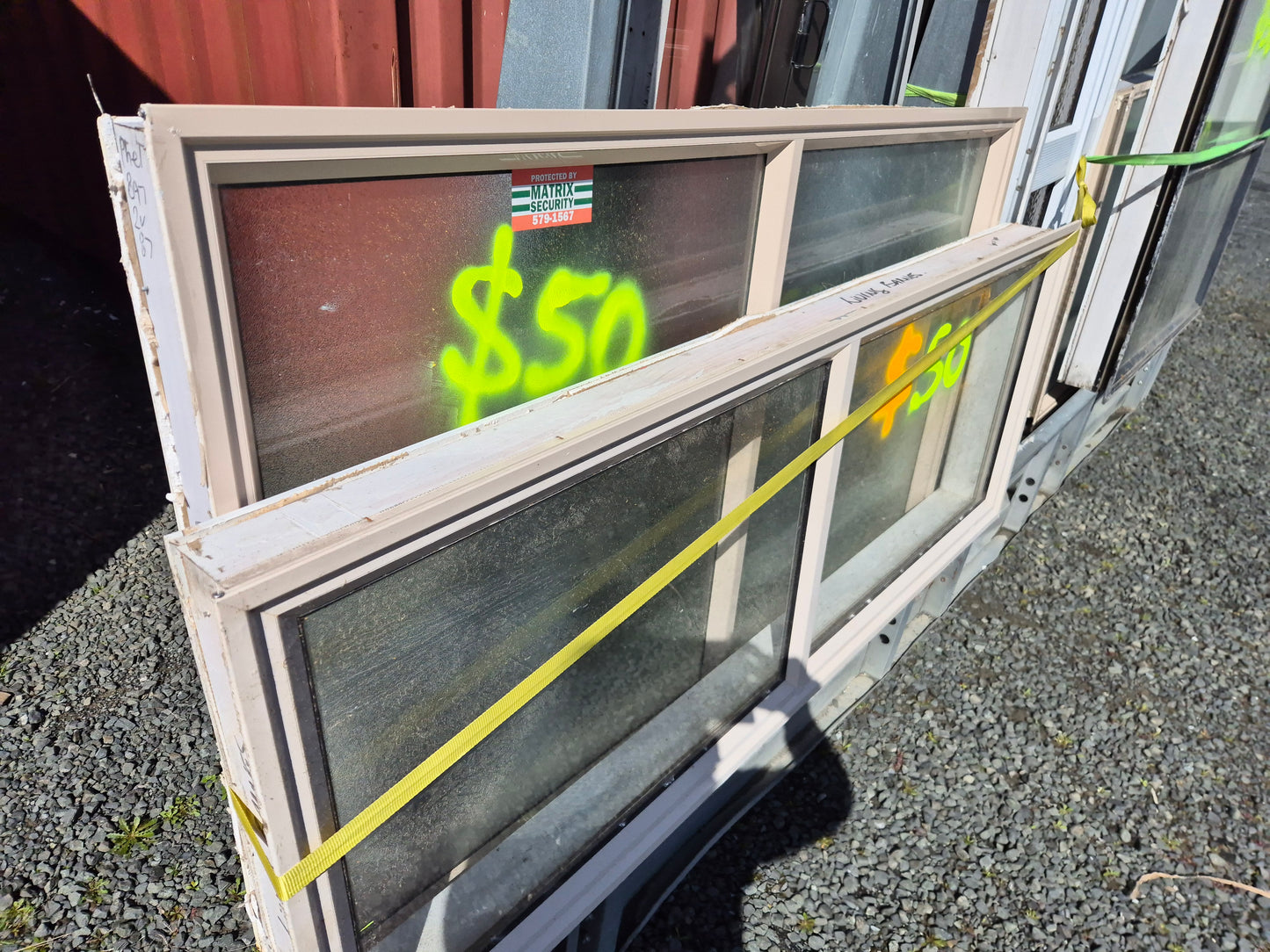 Aluminium window approx 600 H x 1600 W