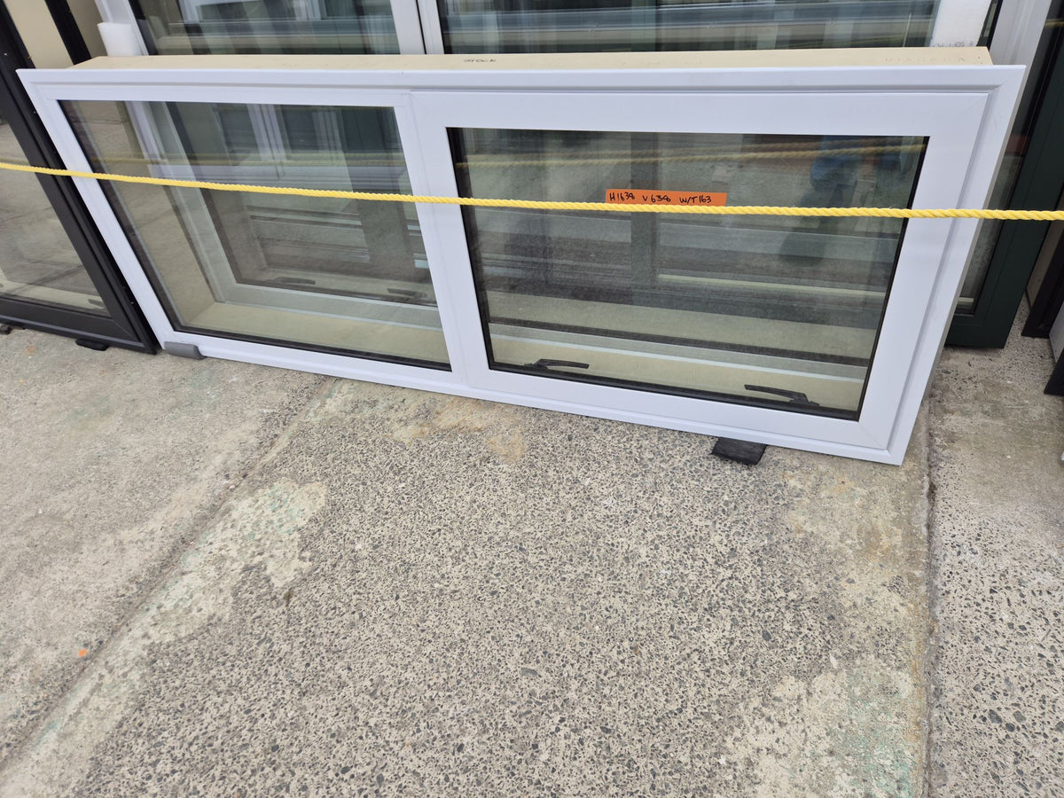 NEW DG Arctic White Aluminium Highlight window .6 H x 1.6 W #2548