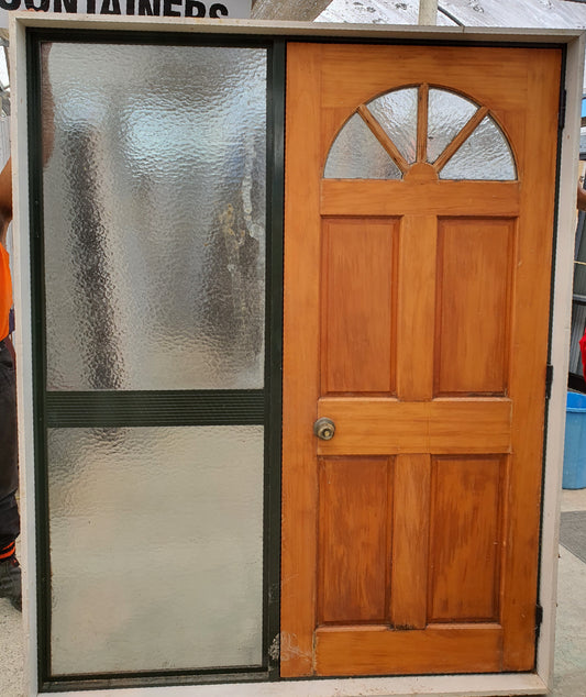 Karaka Green Entranceway with Wooden Door & Sidelight 2 H x 1.6 W #SDF2