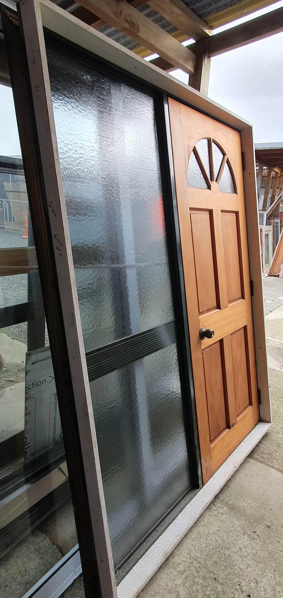Karaka Green Entranceway with Wooden Door & Sidelight 2 H x 1.6 W #SDF2