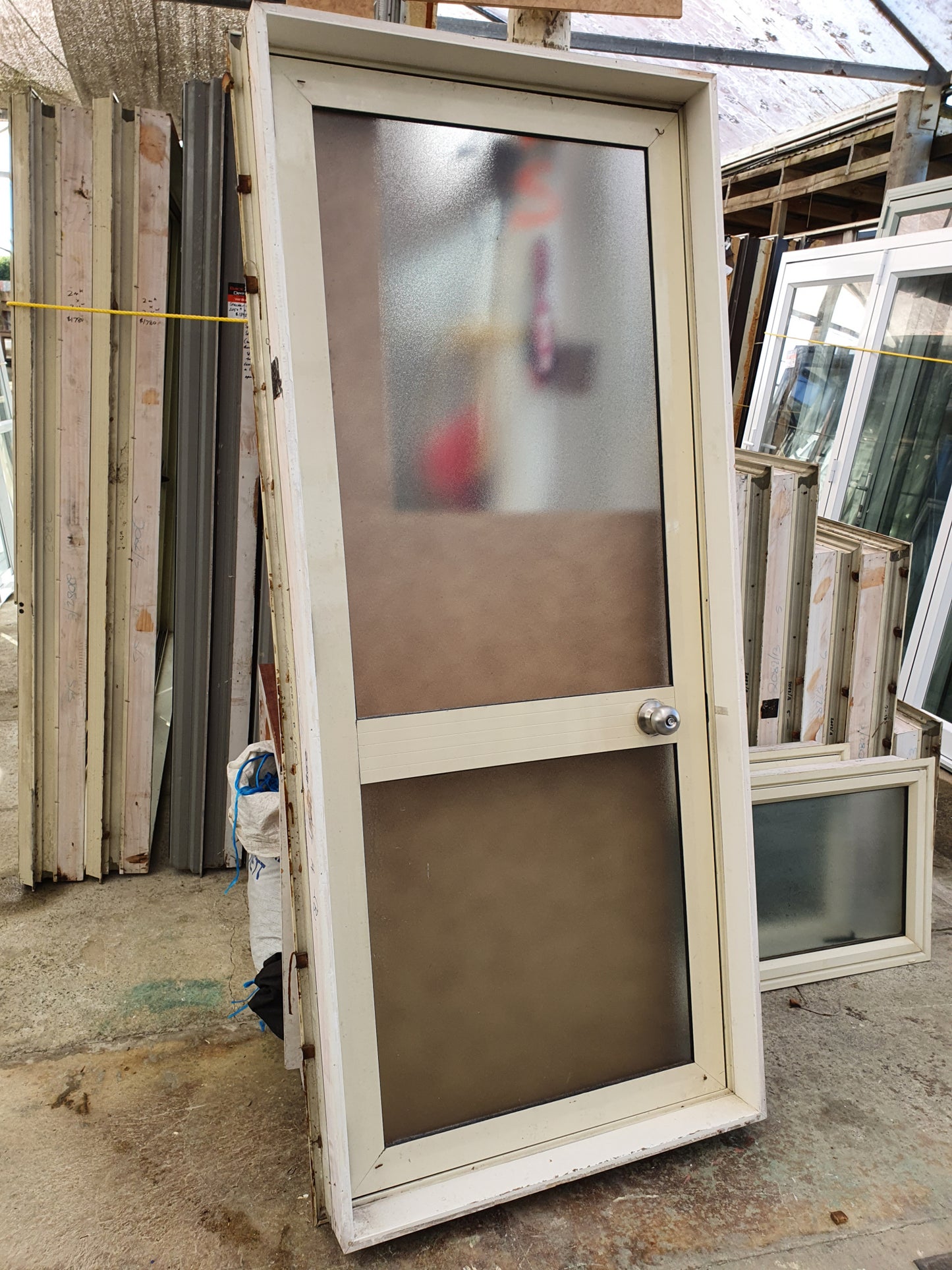 Cream Single Exterior Door 2 m H x 860 mm W #SDK6