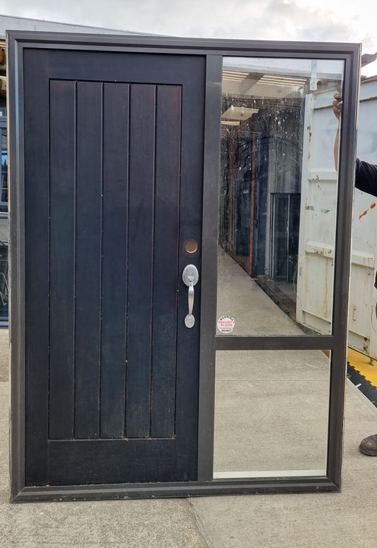 Ironsand Entranceway with Wooden Door 2050 H x 1520 W #ED004