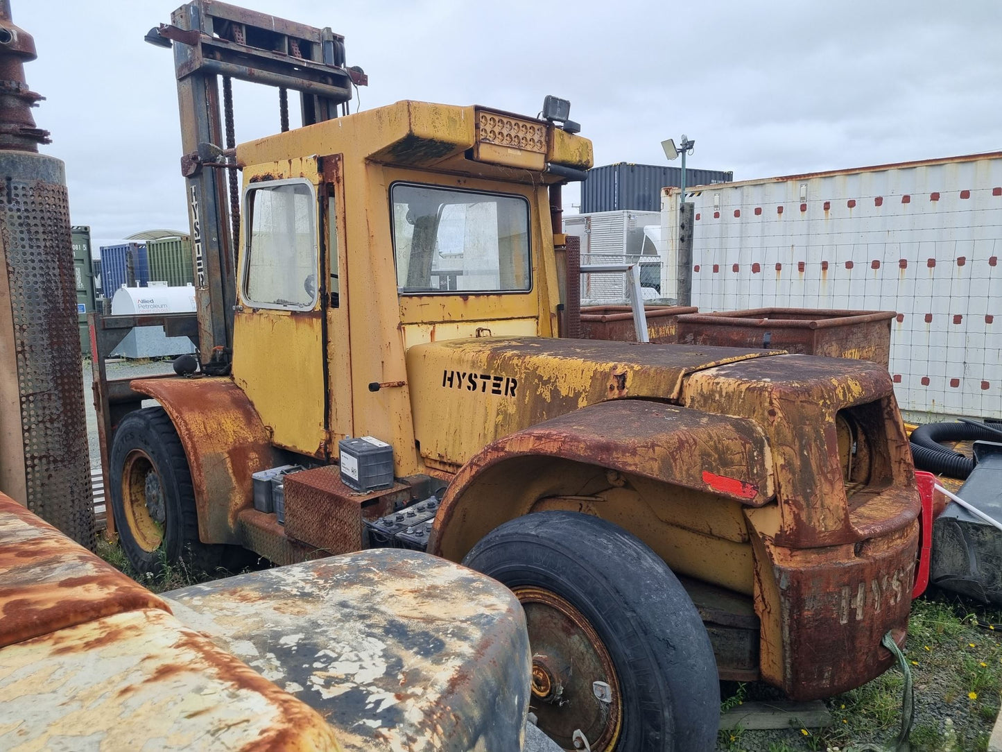 10T Hyster Forklifts - Combo Deal