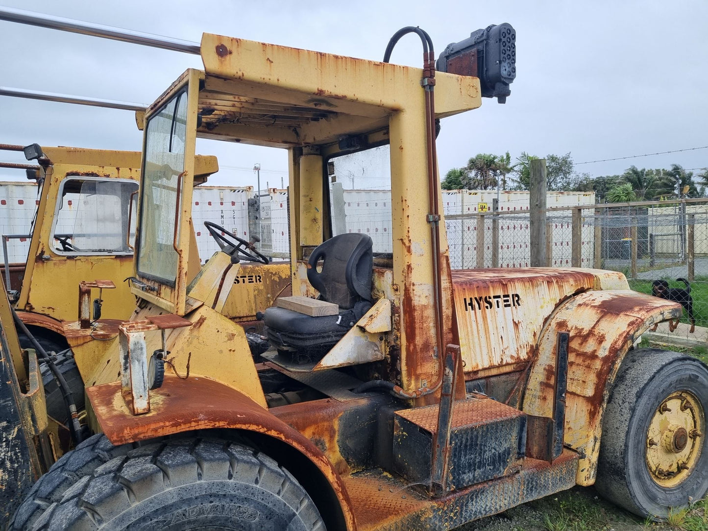 10T Hyster Forklifts - Combo Deal