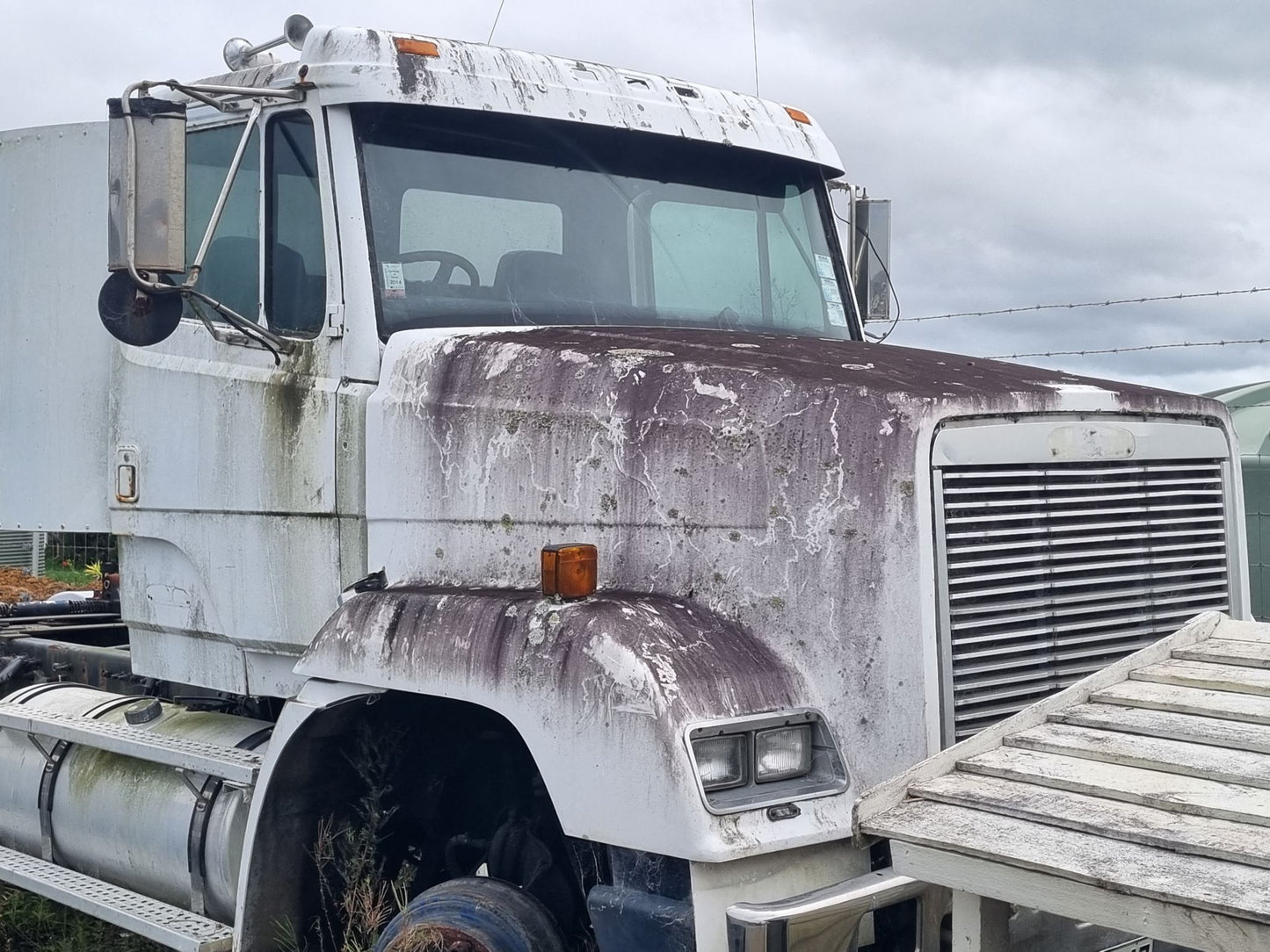 1998 Freightliner FLC Tipper