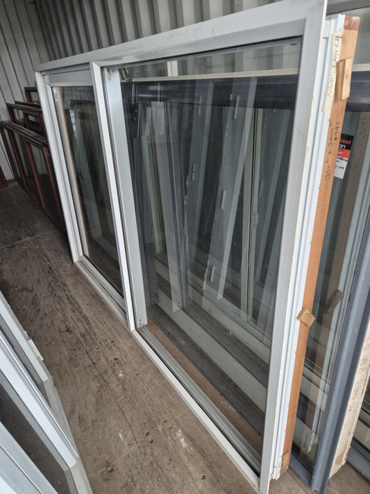 Older Style White Sliding Window 1330 H x 2000 W #2105