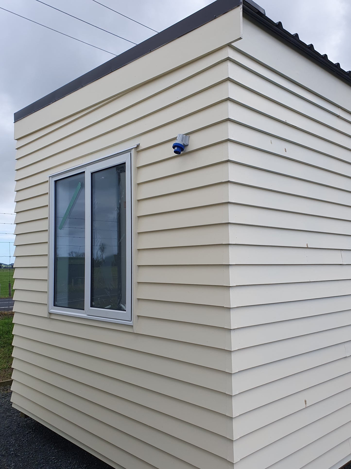 Ready now! NEW Weatherboard Portable building 6 x 3 m Double Glazed Joinery