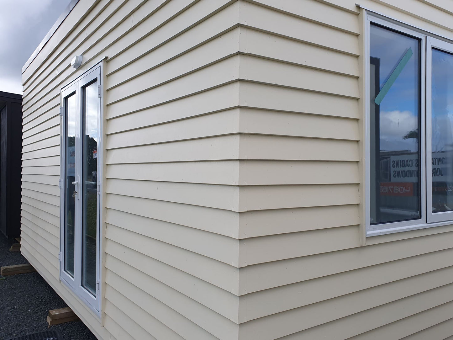 Ready now! NEW Weatherboard Portable building 6 x 3 m Double Glazed Joinery