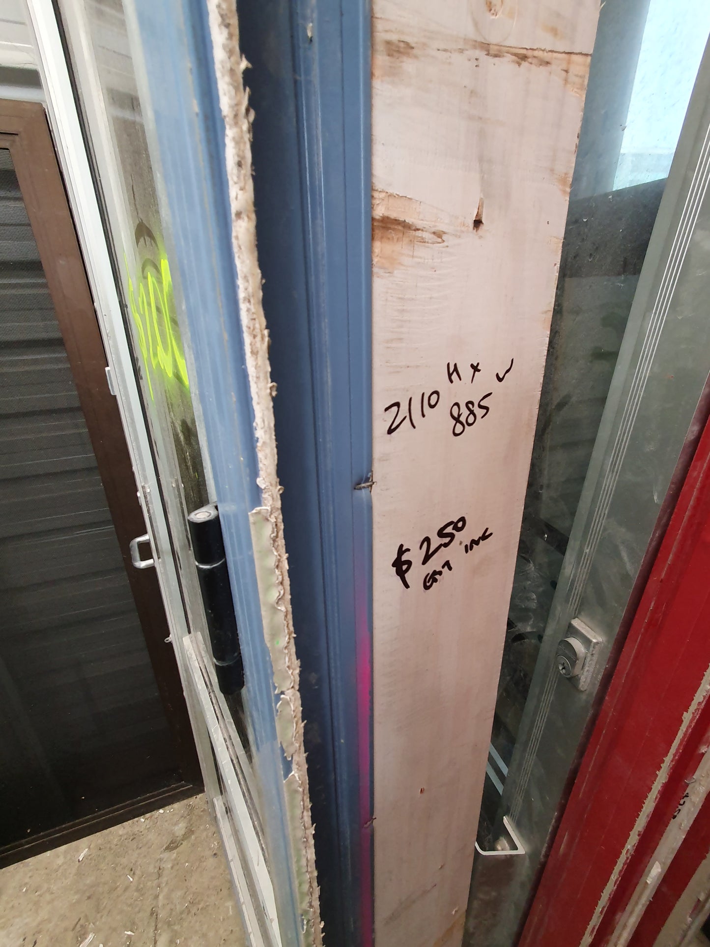 Aluminium door 2110 H x 885 W