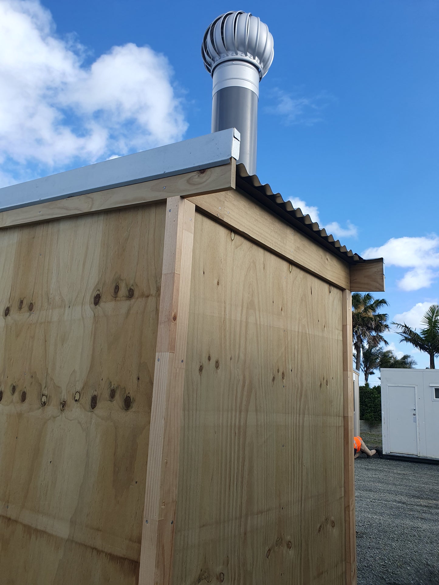 NEW Bio loo toilet unit, with turbine roof vent