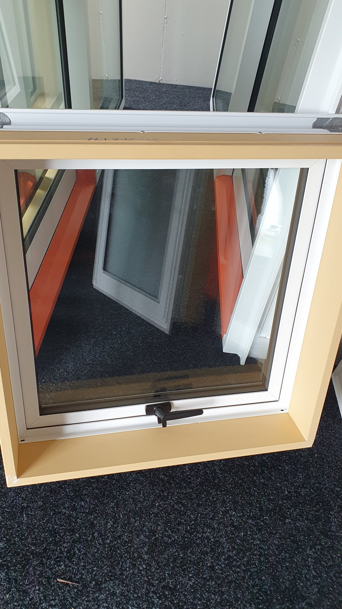 NEW Double Glazed White window 600 H x 600 W