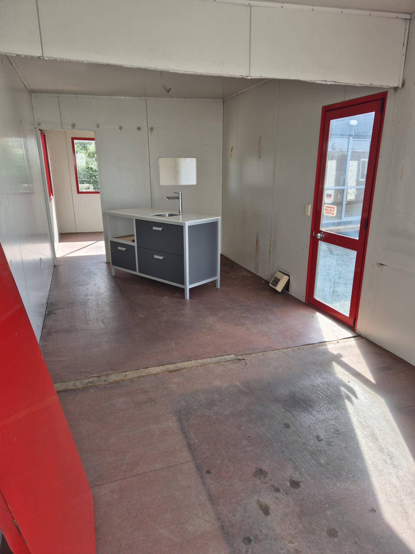 9.6 x 3m Portacom, Ranchslider, sliding windows & Kitchen unit