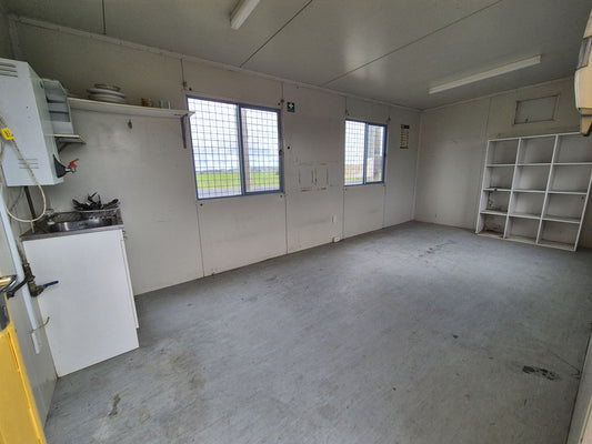 DRY 6 m x 3 m Portable Lunch Room / Site Office