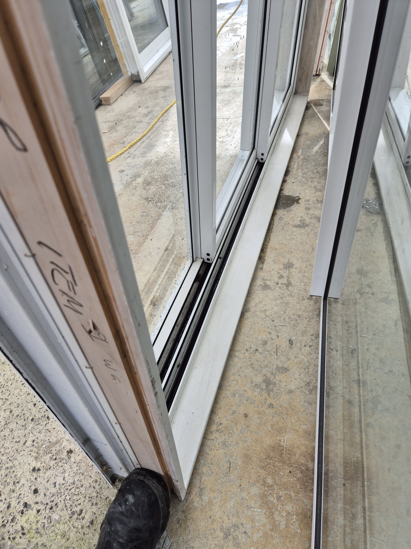 Stacker Sliding window 1.4 H x 2.1 W #2109d - See matching Doors & windows