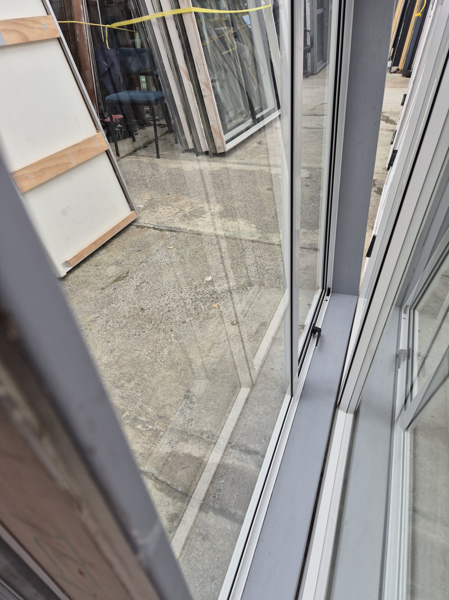 Aluminium awning window 1.2 H x 1.4 W #2109h See matching doors & windows