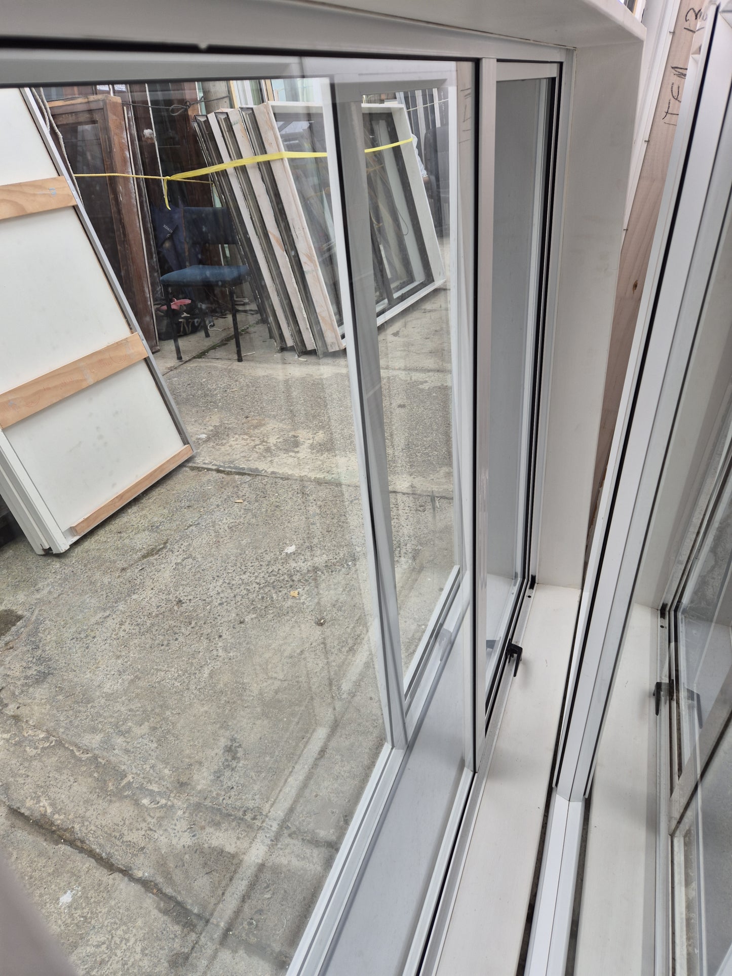 Aluminium awning window 1.2 H x 1.4 W #2109h See matching doors & windows