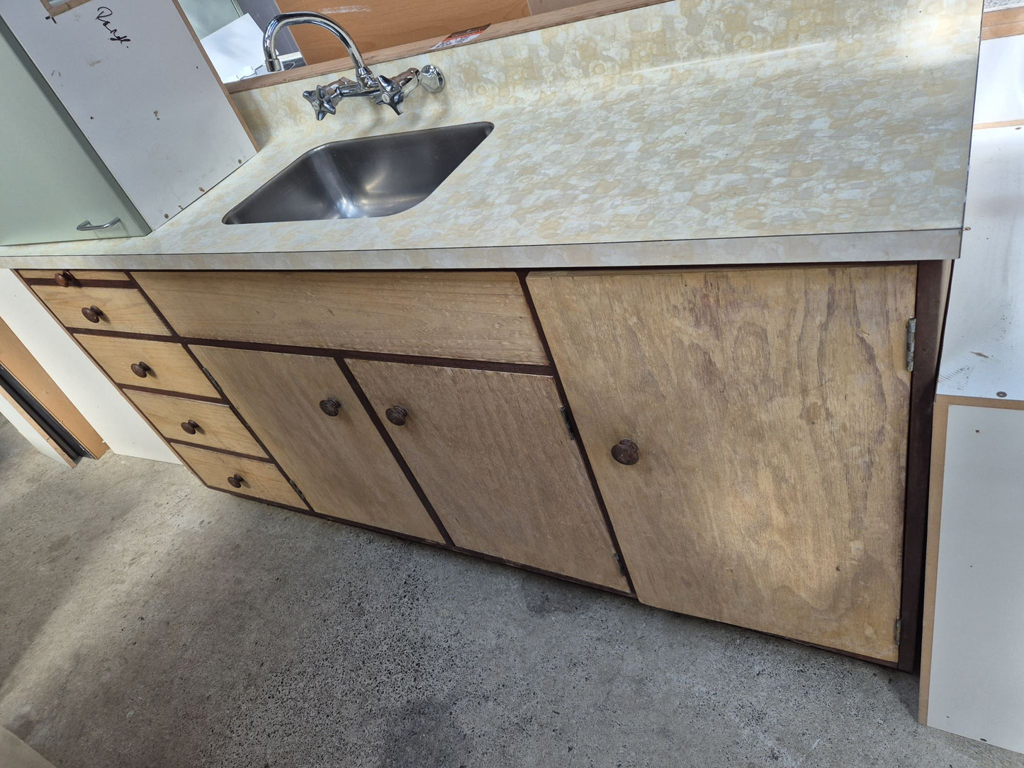 RETRO Kitchenette in good solid condition 1830 mm L