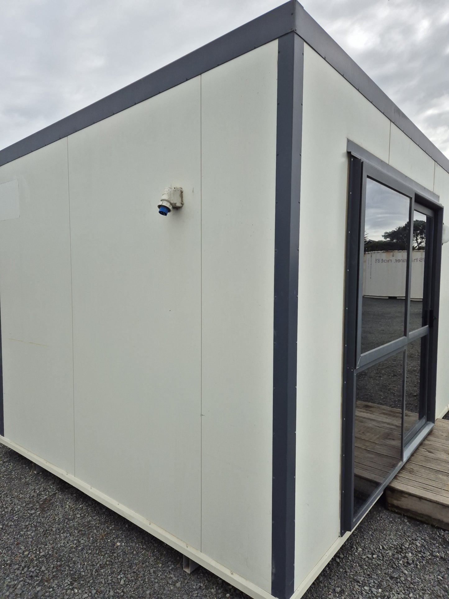 Instant Office or Sleepout, Air Con, DG joinery 6m x 3m