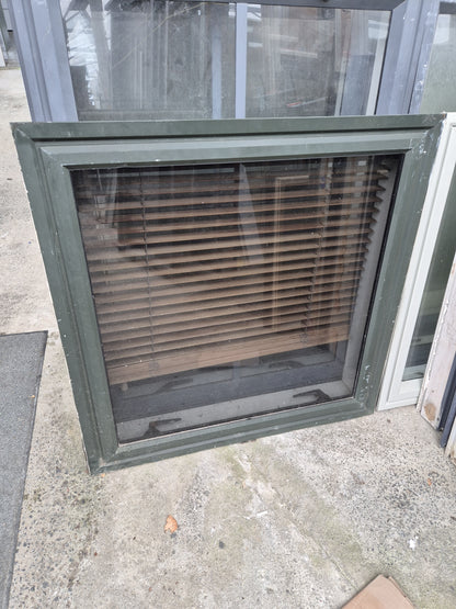 Karaka Green Window 800 x 800 #2053