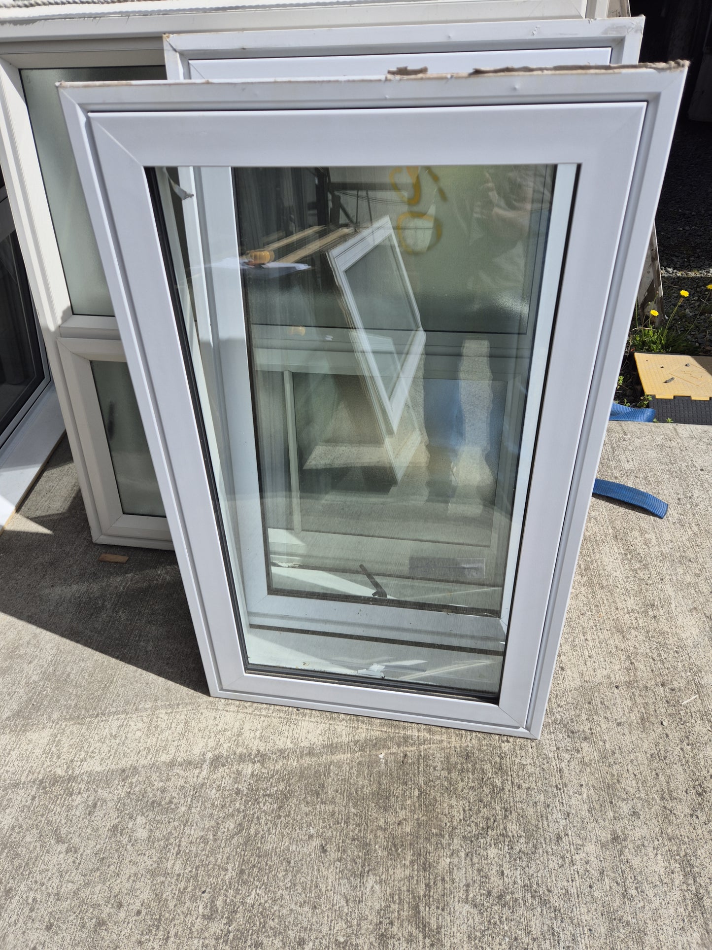 White, Double glazed Aluminium Window 1m H x .6 W #2081