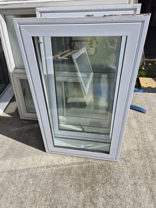 White, Double glazed Aluminium Window 1m H x .6 W #2081
