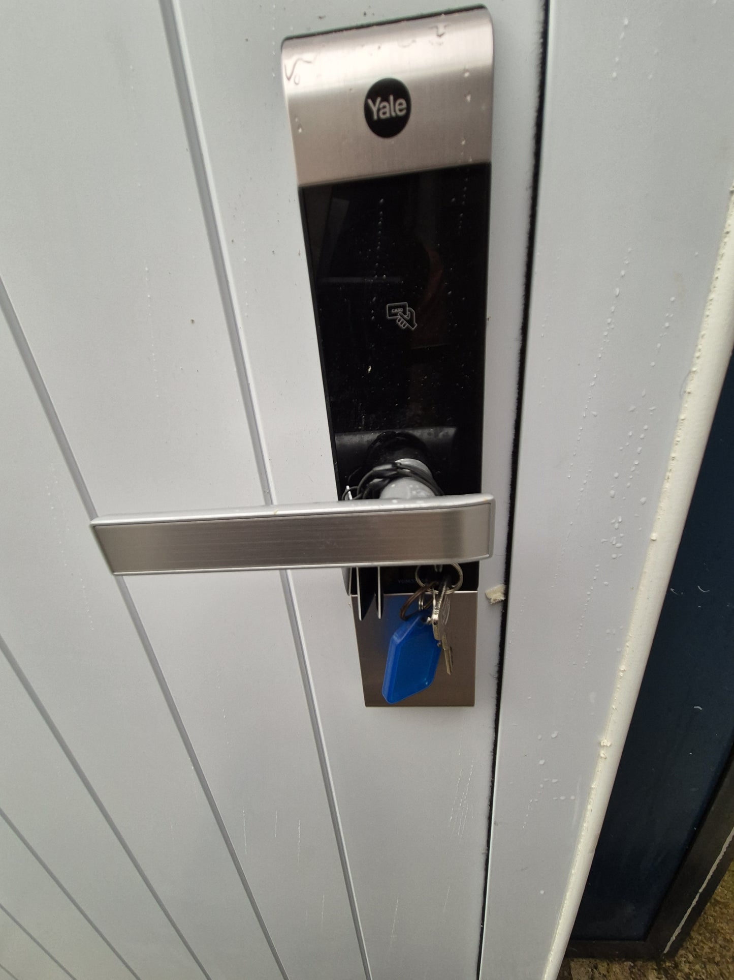 Solid Aluminium Door complete with frame, Yale swipe card lock 2m H x 935W #2224