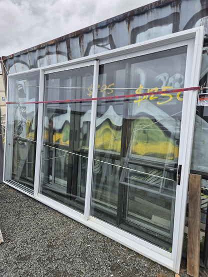 White Stacker Sliding Door 2050 mm H x 3300 W #2254