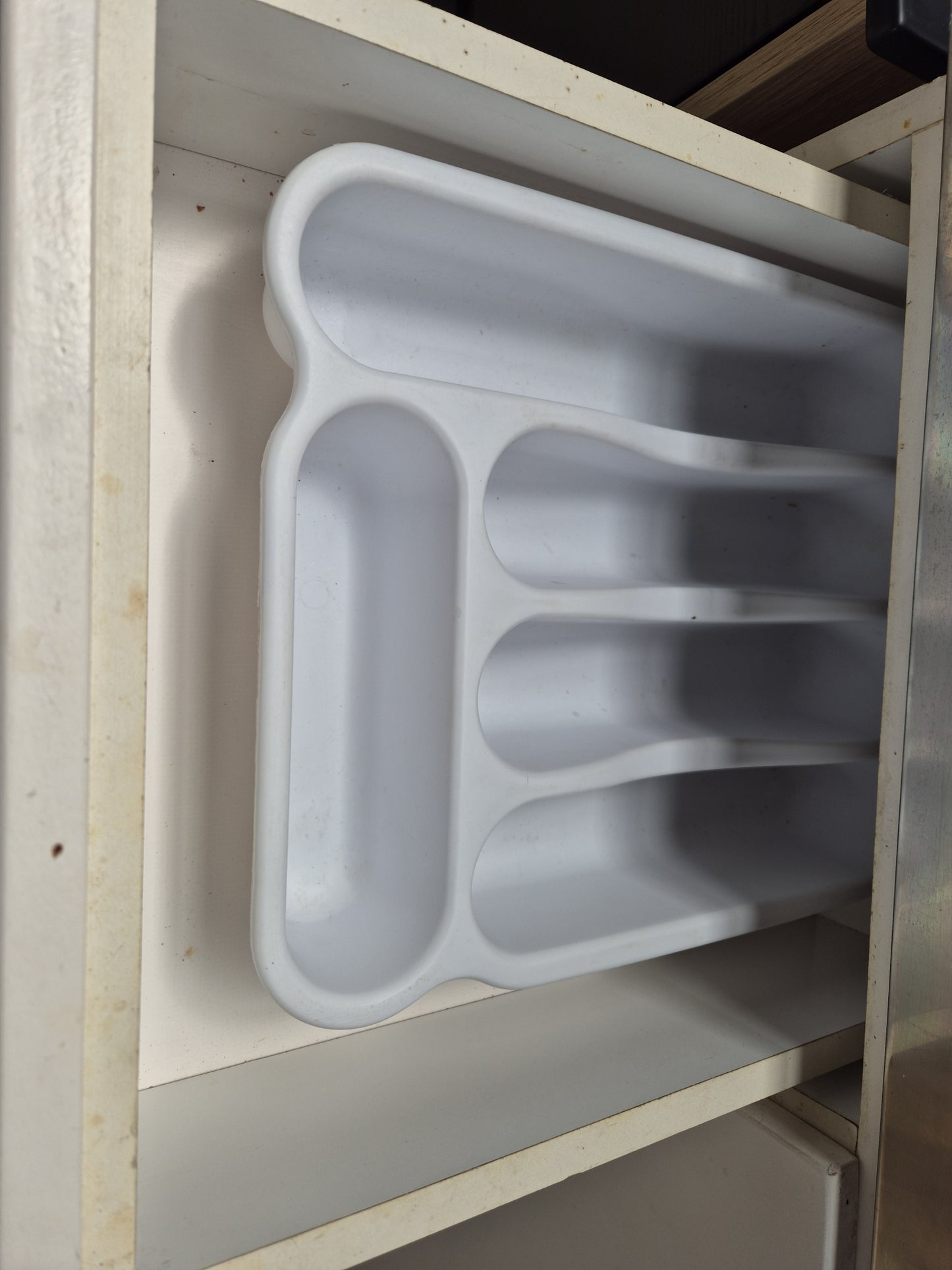 Small kitchen unit 1675 mm L x 510 D - Ideal for the Bach!